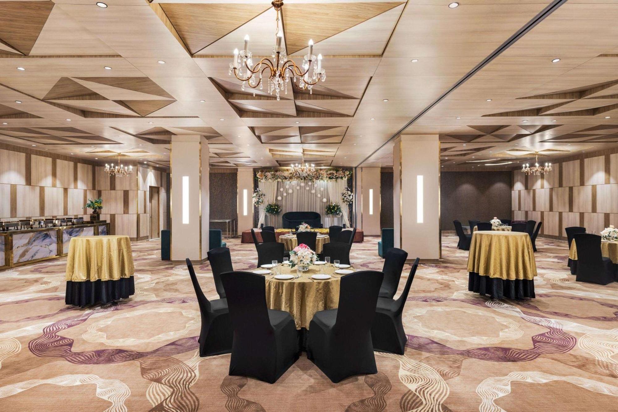 Wyndham Garden Sonipat Murthal Exterior foto